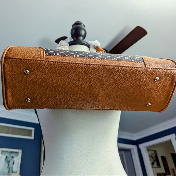 Danbury Mint Personalized LB Initial Brown Leather Handbag - Picture 7 of 7